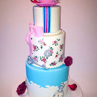 Alice In Wonderland Themed Cake