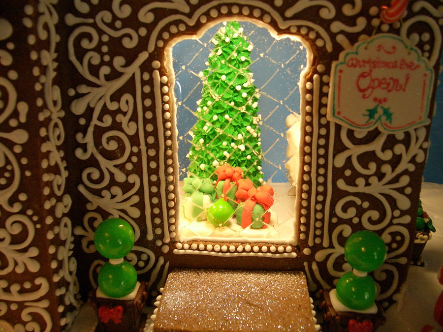 Gingerbread House: Christmas Bakery 2016 - CakeCentral.com