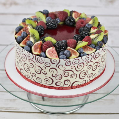 Cake With Fresh Fruit