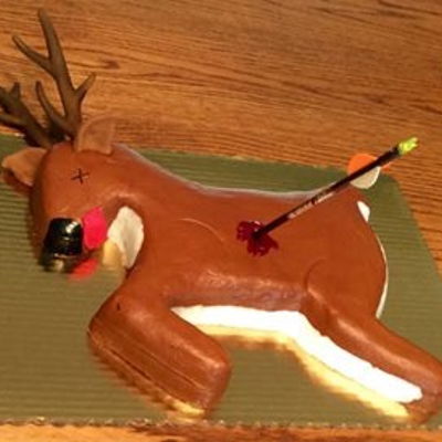 Deer Hunters Cake