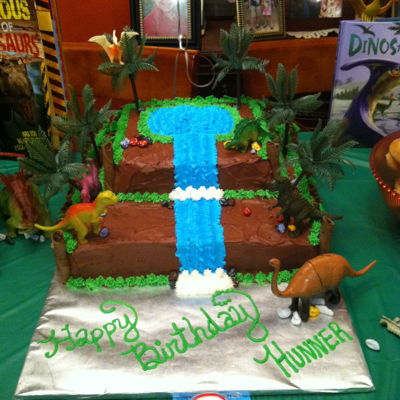 Jurassic Park Cake