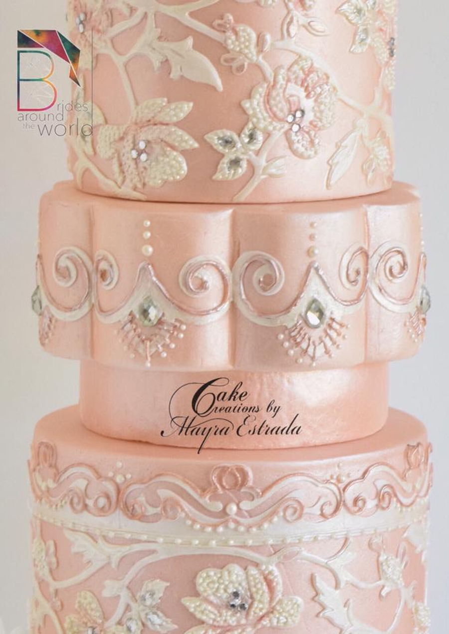 Sri Lanka Inspired Wedding Cake