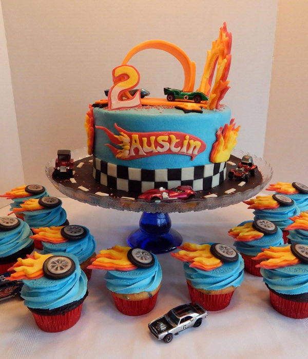 Hot Wheels Cake
