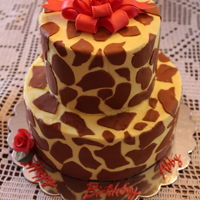 Giraffe Print Cake Cute Giraffe Print Birthday Cake
