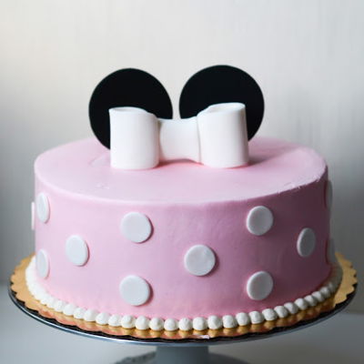 Minnie Mouse Cake