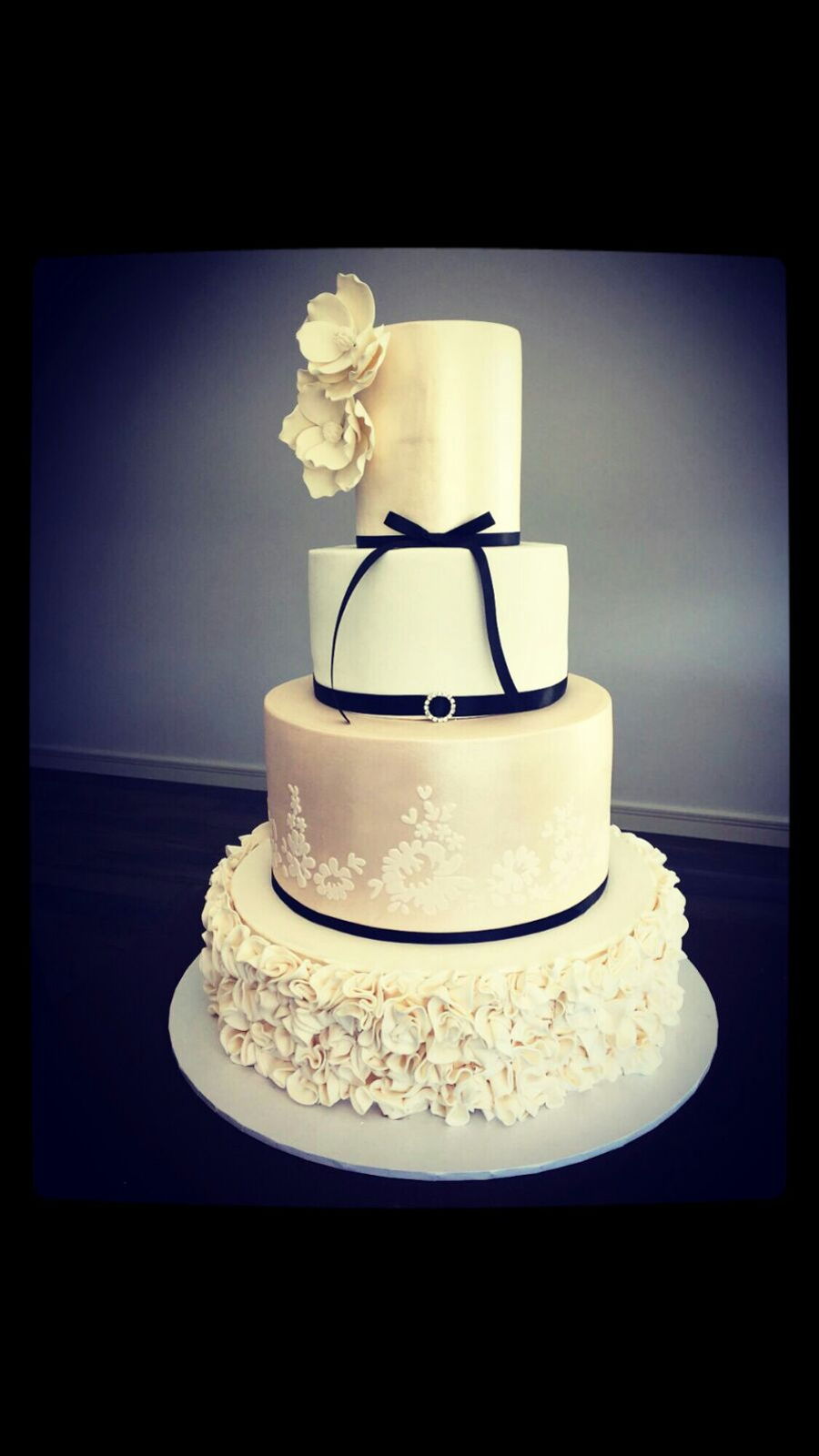 Elegant Star Wars Wedding Cake Elegant Star Wars Wedding Cake