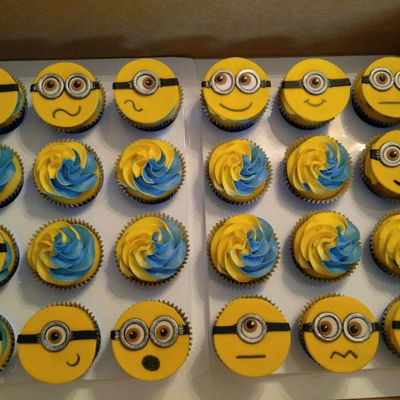 Minion Themed Cupcakes
