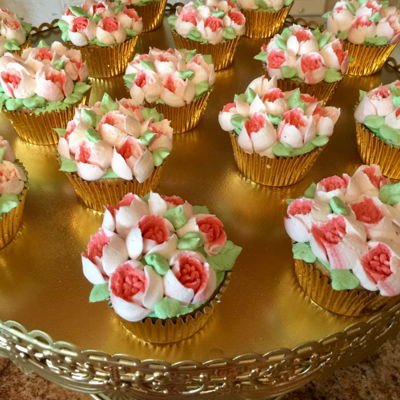 Russian Piping Tip Cupcake