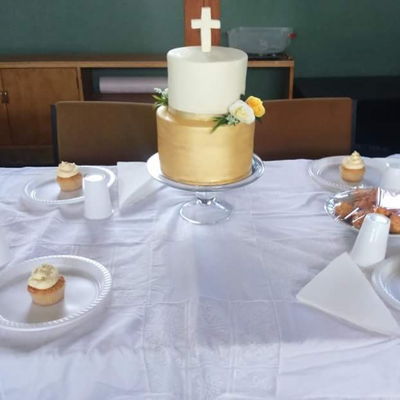 Gold Communion Cake