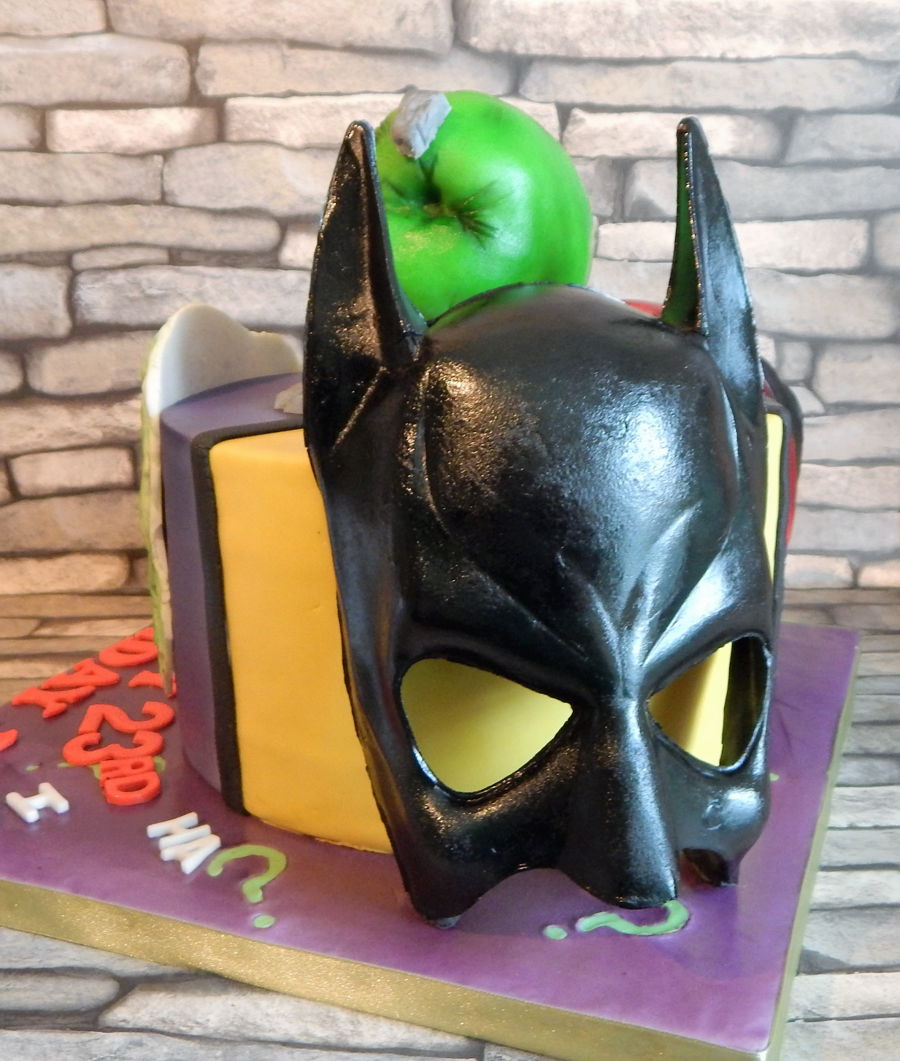 Marvel V's Dc Cake!