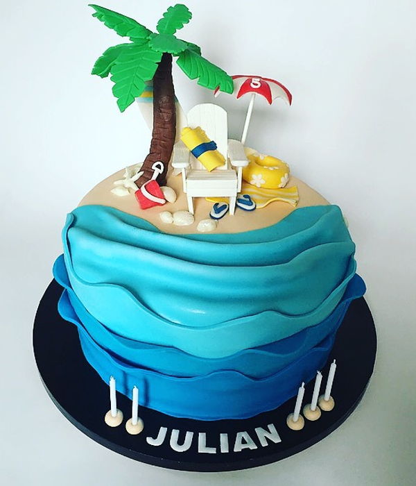 Fondant Chair Cake Decorating Photos