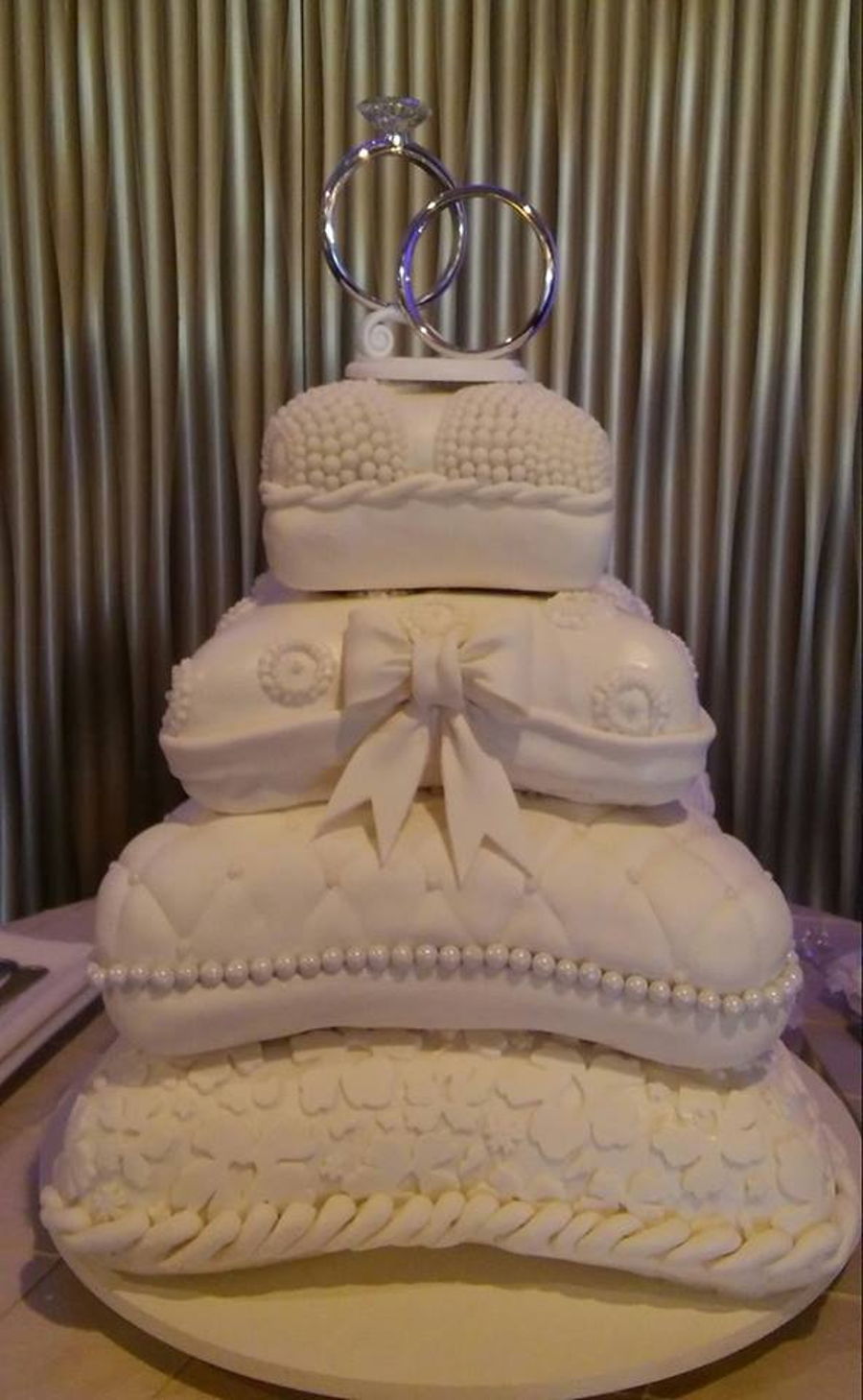 4 Tiered Pillow Wedding Cake Cakecentral Com