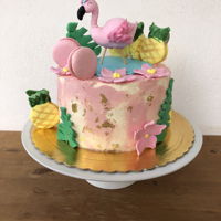 Flamingo Cake Flamingo cake with tropical decorations and macarons