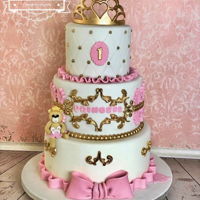 Princess First Birthday Cake princess crown birthday cake